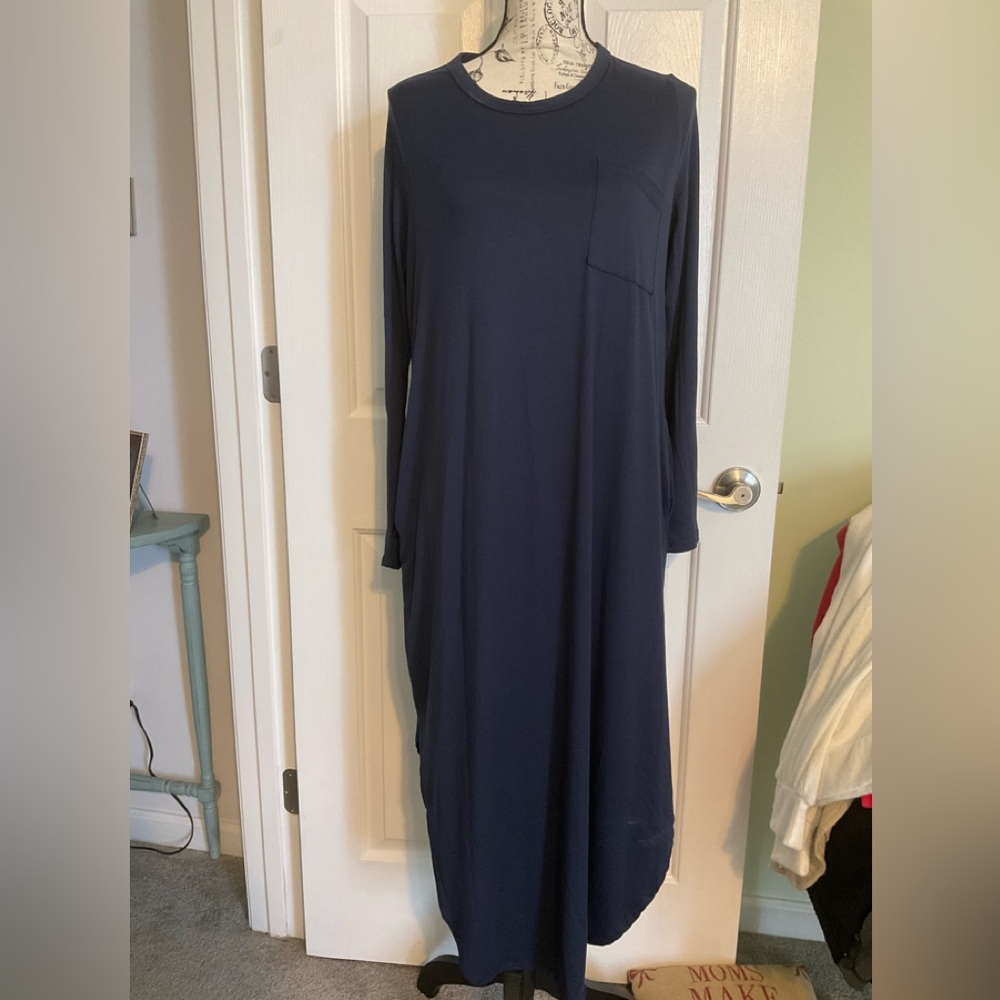 Perfect Peach - SOLID ROUND NECK LONG SLEEVE TUNIC DRESS - Picture 2 of 7